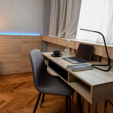 City Center Getaway - Cozy Accommodation For Your Perfect Stay Bucureşti Exterior foto